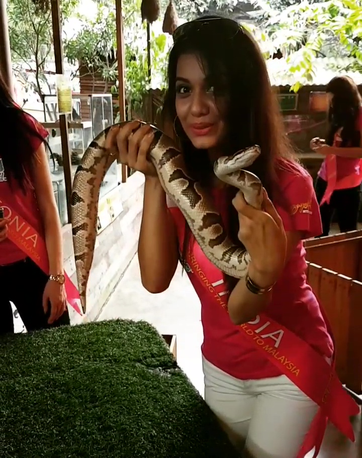 Divya Agarwal