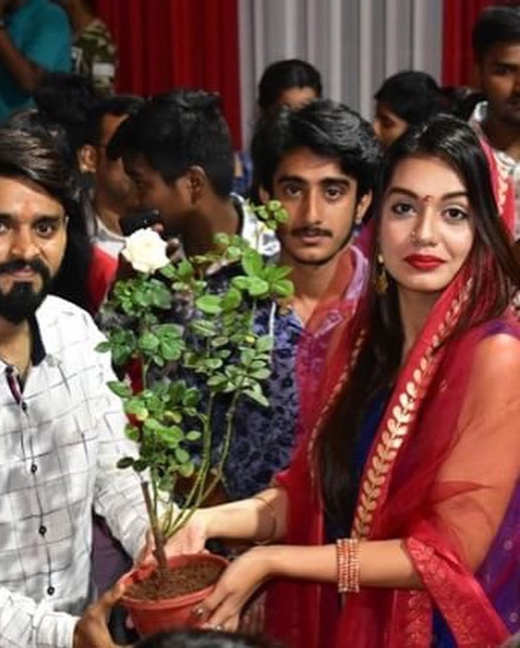 Divya Agarwal