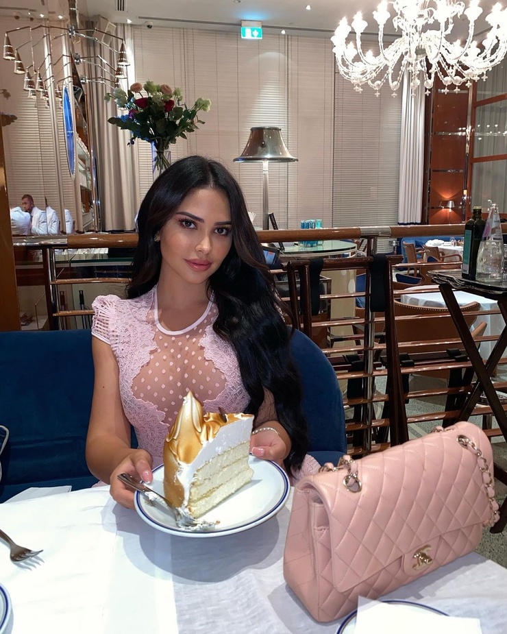 Ana Paula Saenz