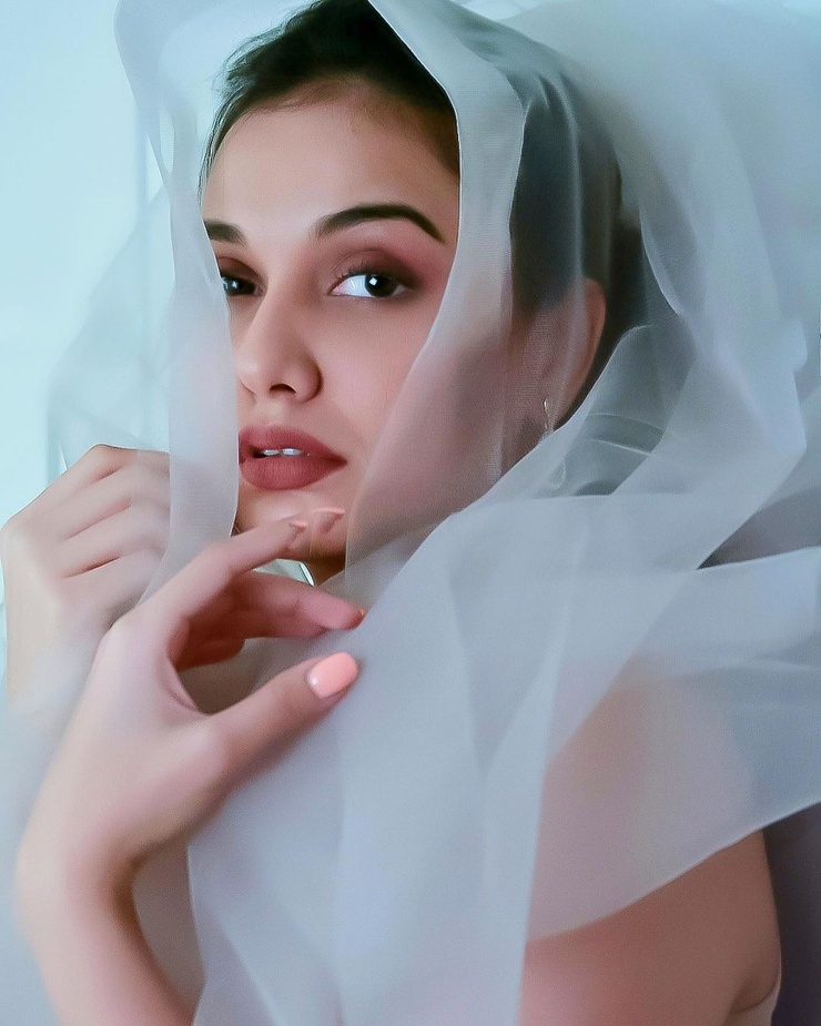 Divya Agarwal