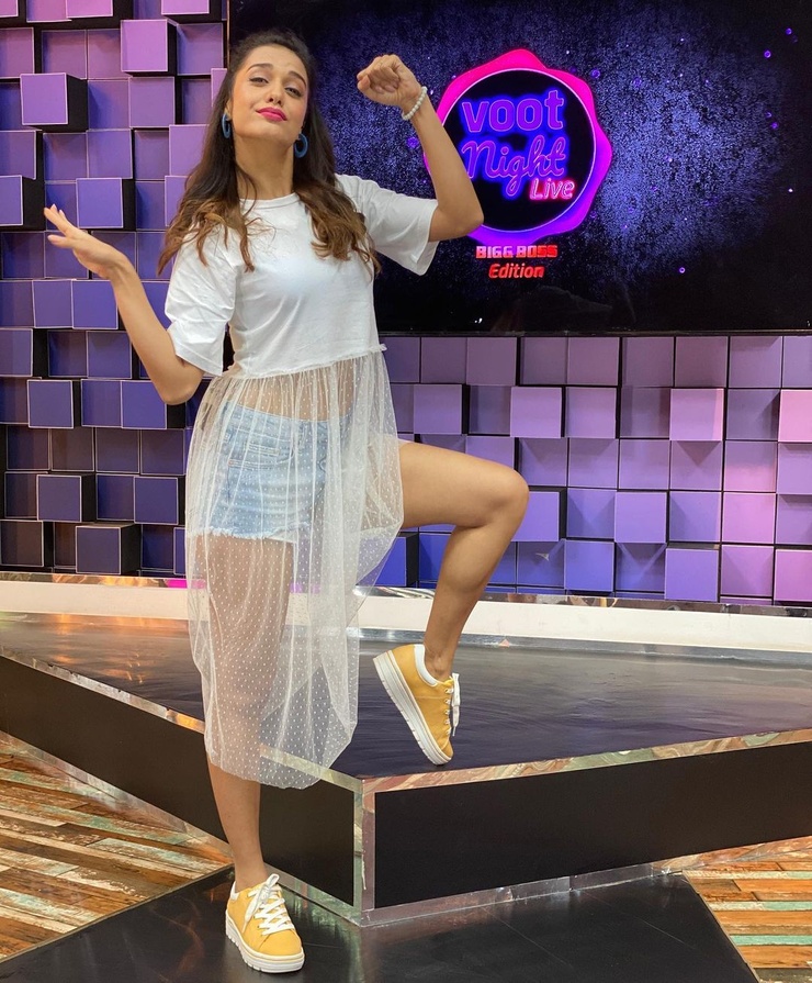 Divya Agarwal