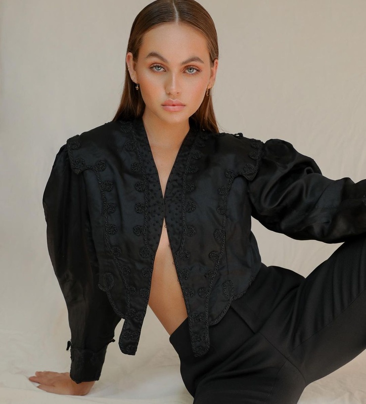 Picture of Lily Easton