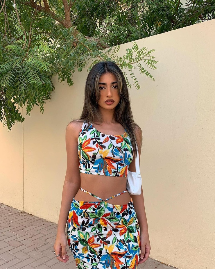 Iffat Marashi
