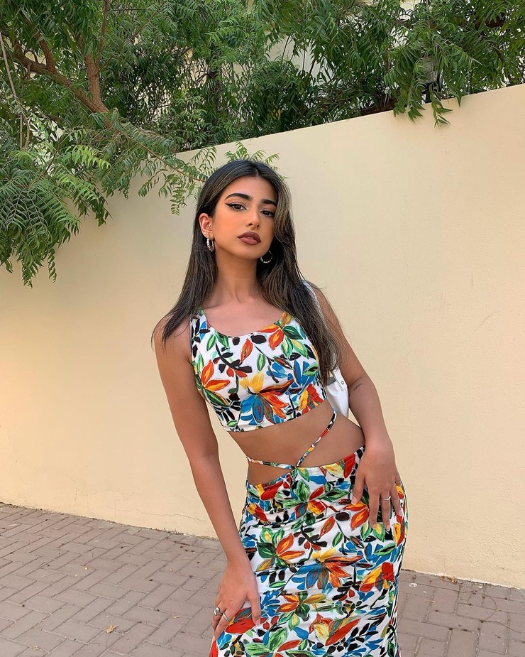 Iffat Marashi