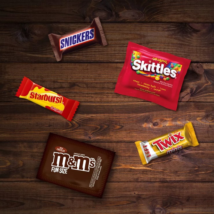 Skittles, Starburst, Snickers, Twix, M&Ms Halloween Candy Variety Pack Fun Size - 67.09oz/160ct