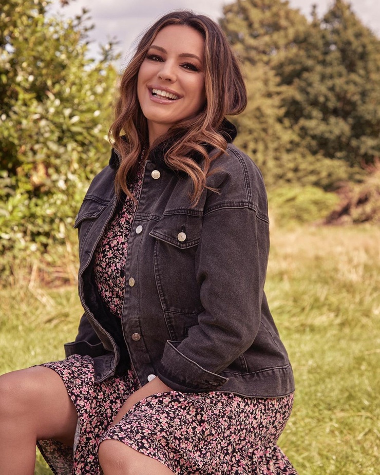 Kelly Brook Kelly Brook