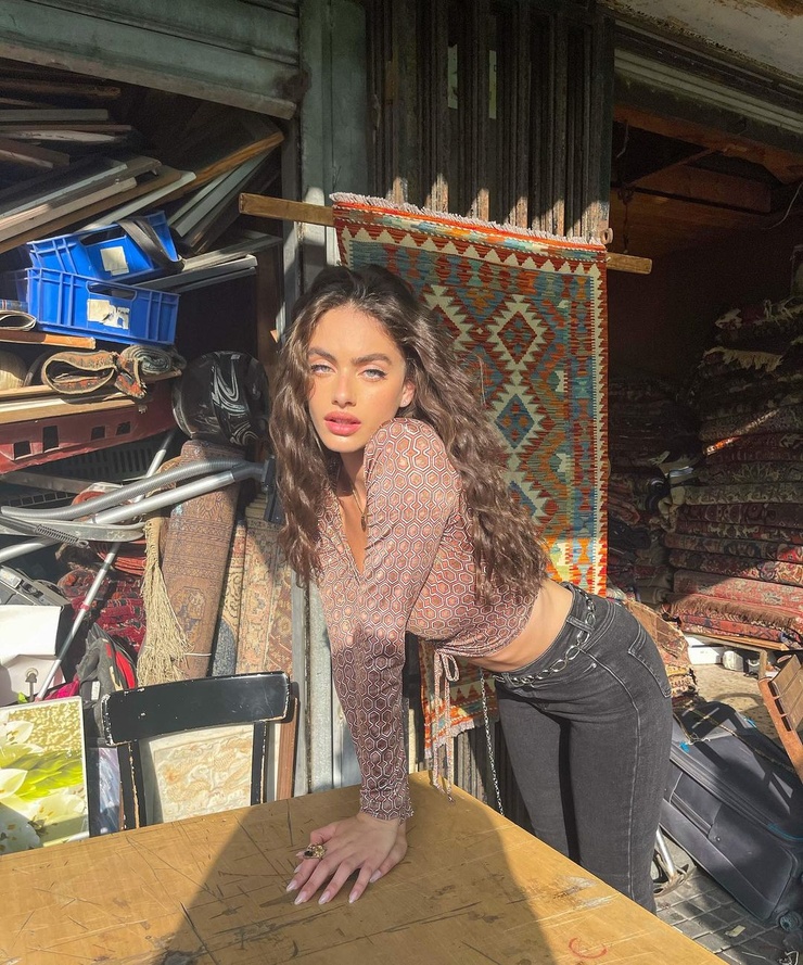 Yael Shelbia Yael Shelbia