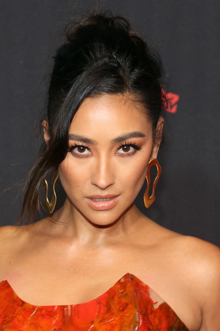 Shay Mitchell