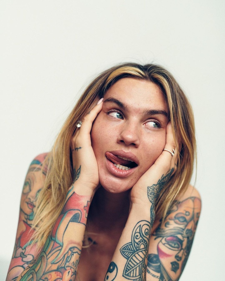 Karolina Gilon