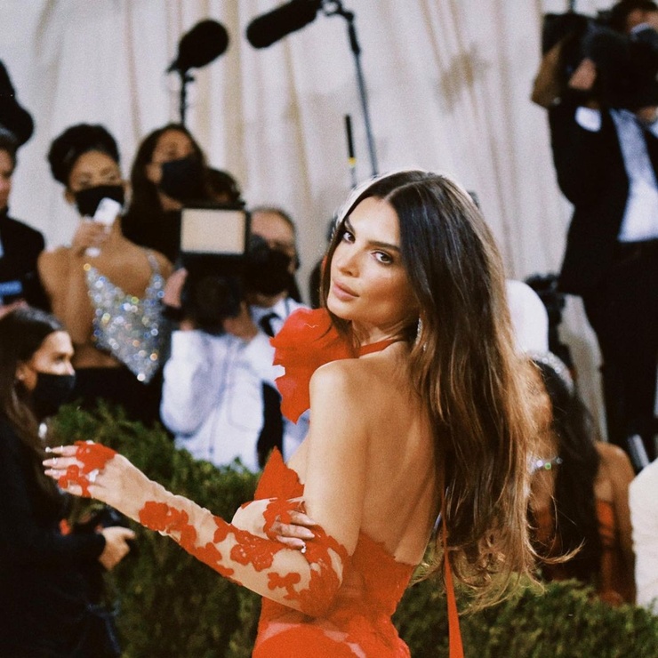 Emily Ratajkowski