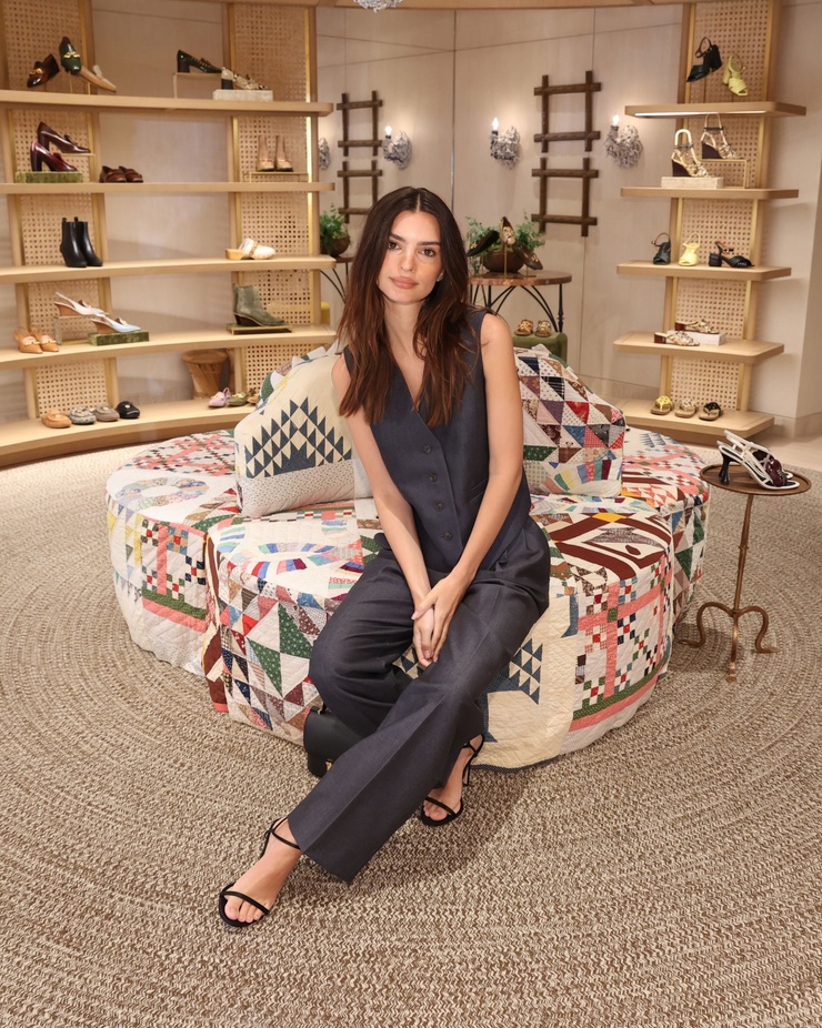 Emily Ratajkowski Emily Ratajkowski