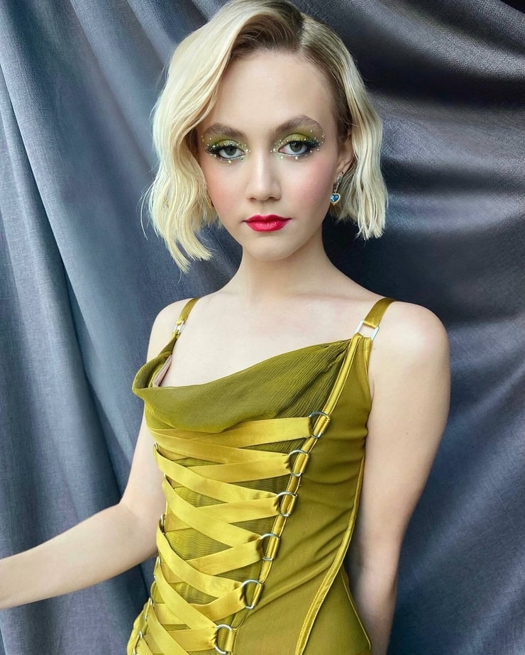 Iris Apatow Iris Apatow