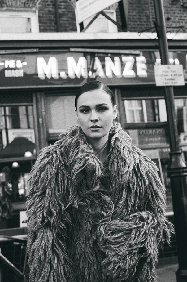 Sophie Skelton