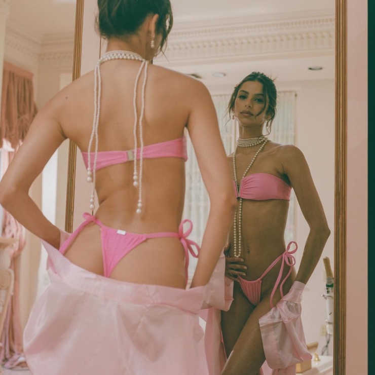 Bruna Lirio Bruna Lirio
