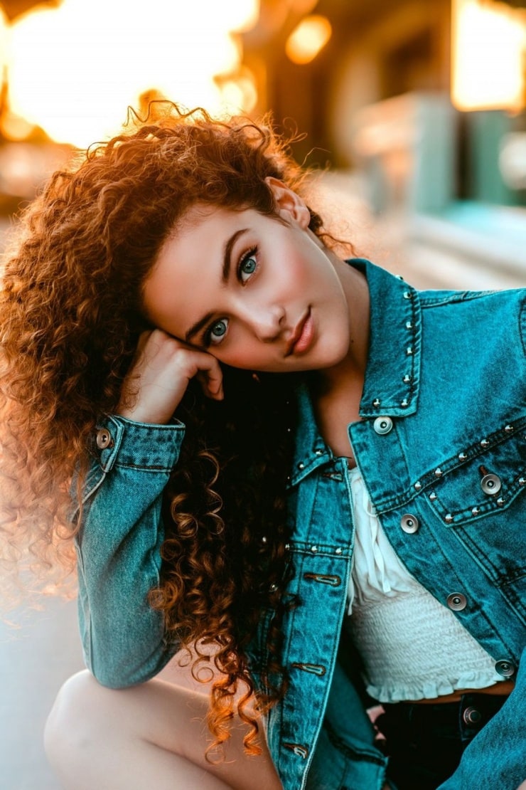 Sofie Dossi