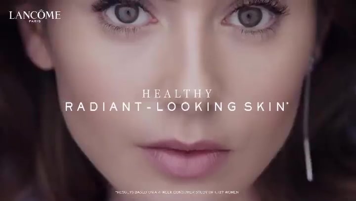 Lily Collins