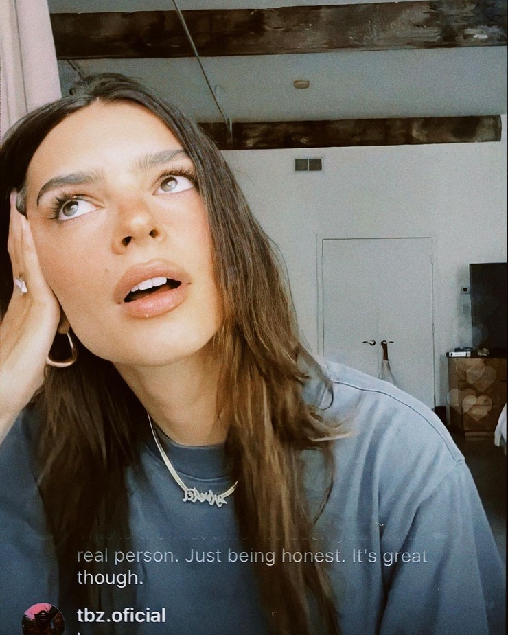 Emily Ratajkowski