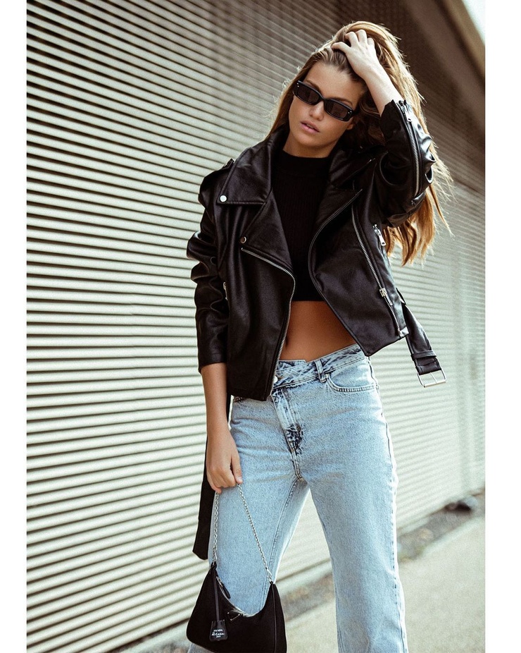Luna Bijl