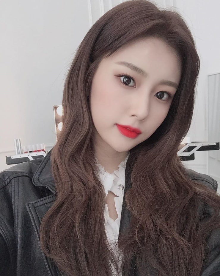 Kang Hyewon