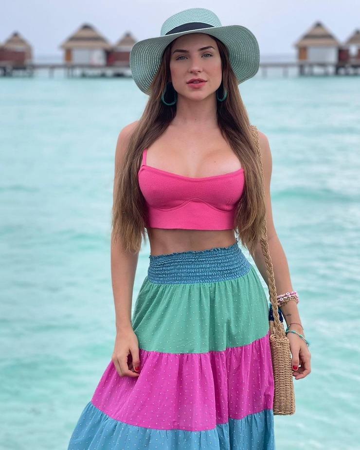 Gabi Martins (singer)