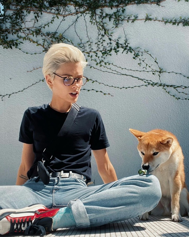 Wallis Day Wallis Day