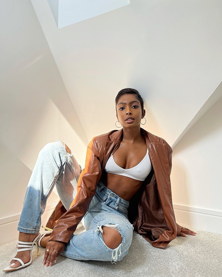 Jourdan Riane