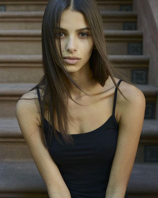 Bruna Lirio Bruna Lirio