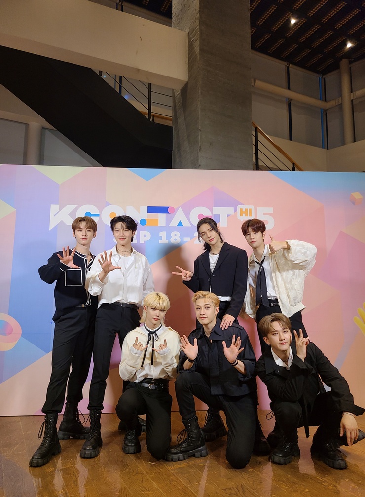 Stray Kids