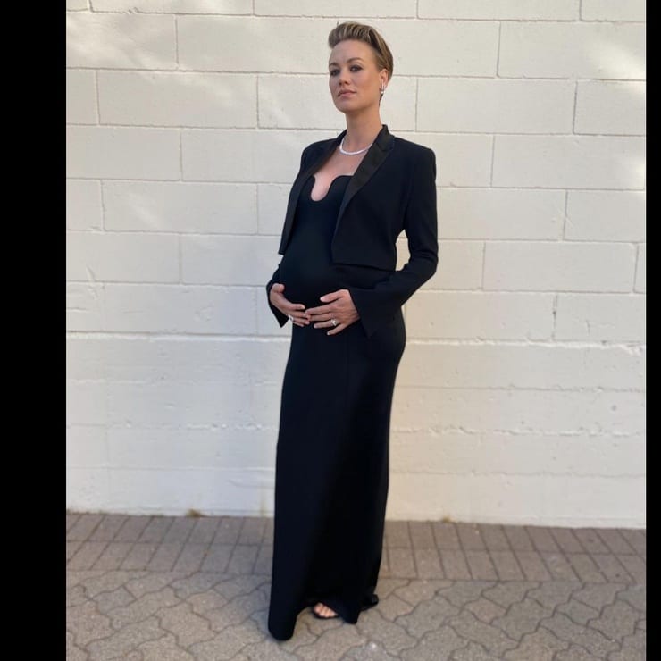 Yvonne Strahovski Yvonne Strahovski