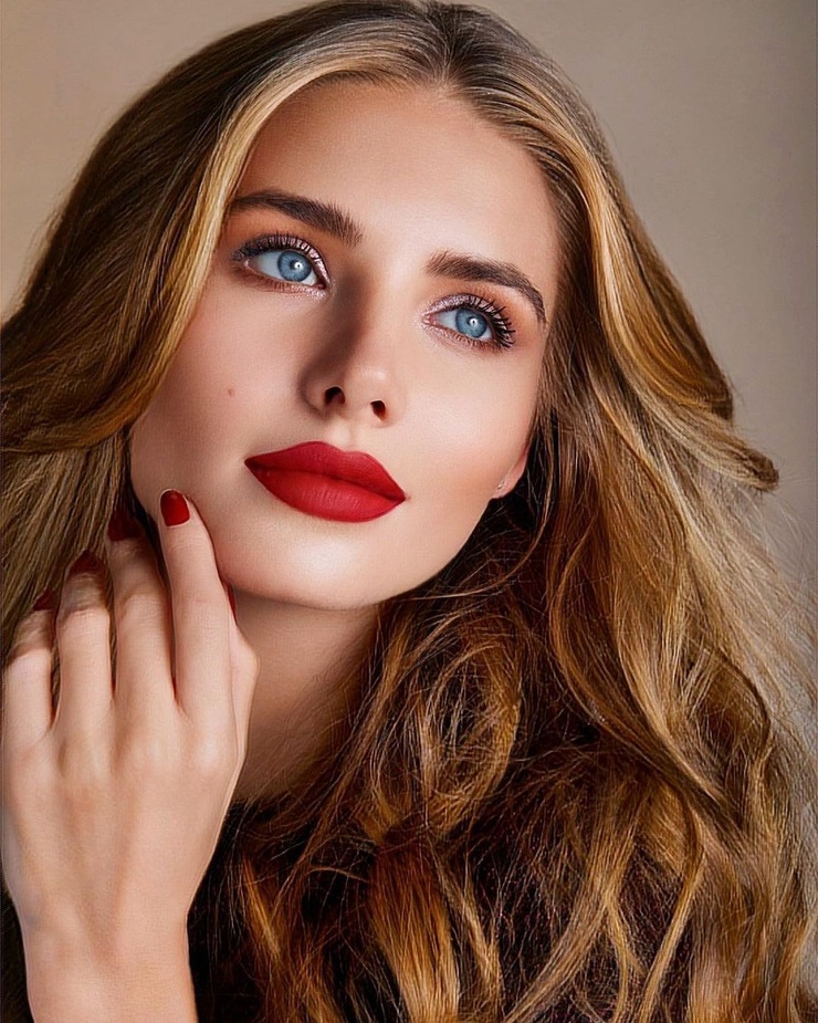 Anna Nikolaeva