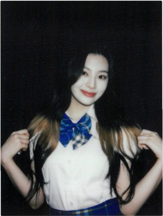 Seeun (STAYC)