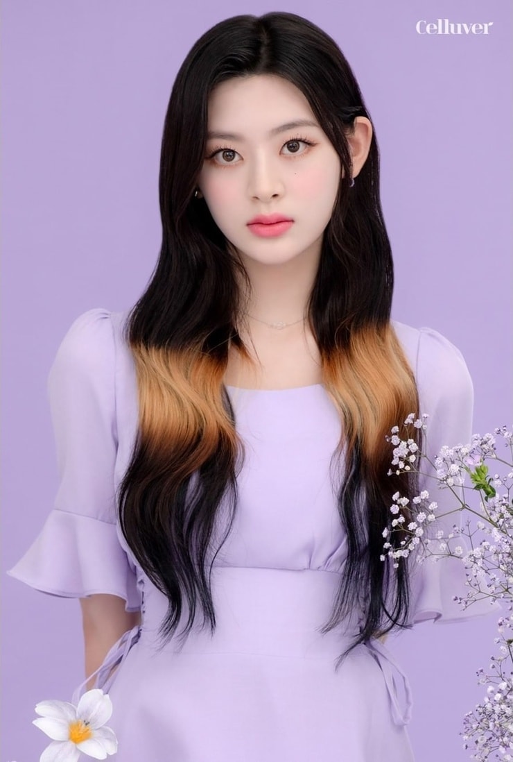 Seeun (STAYC)