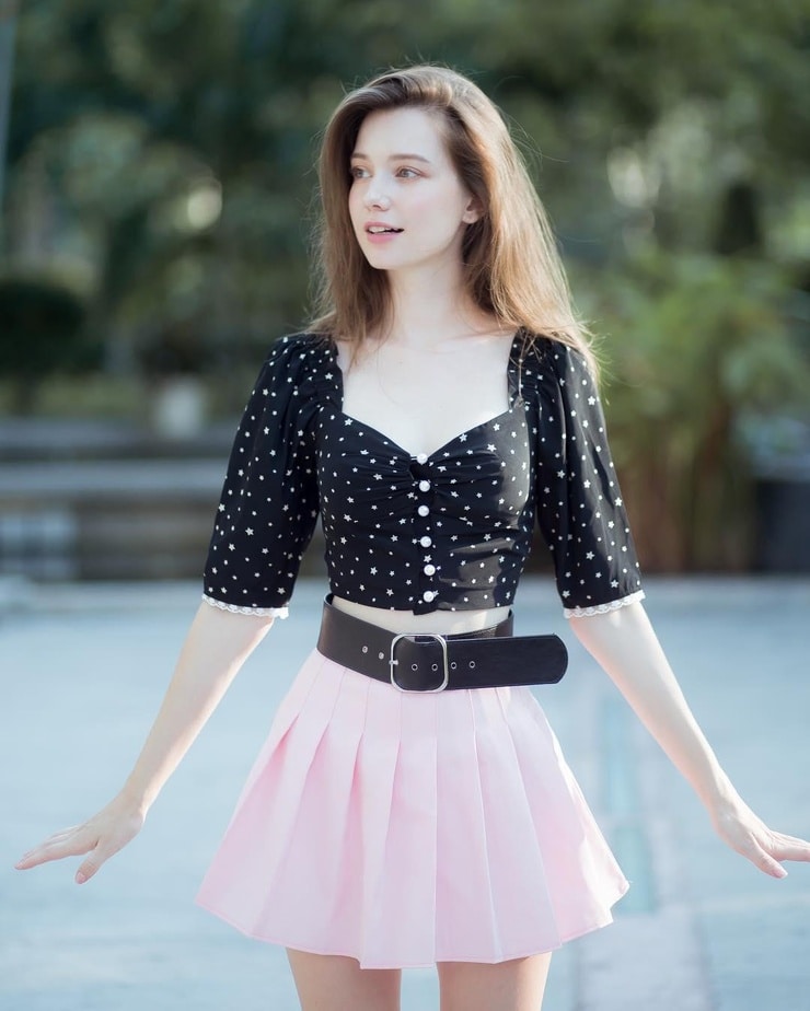 Anastasia Cebulska Anastasia Cebulska