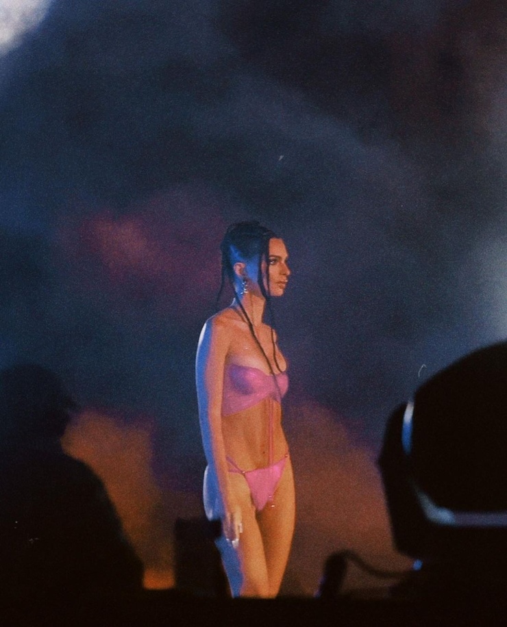 Emily Ratajkowski Emily Ratajkowski