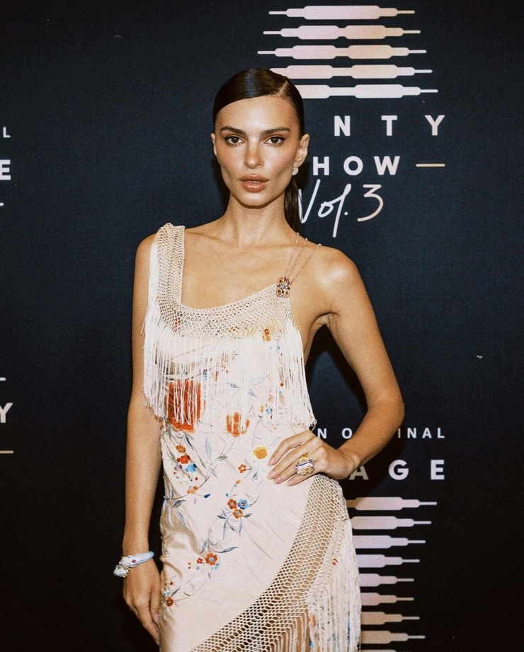 Emily Ratajkowski Emily Ratajkowski