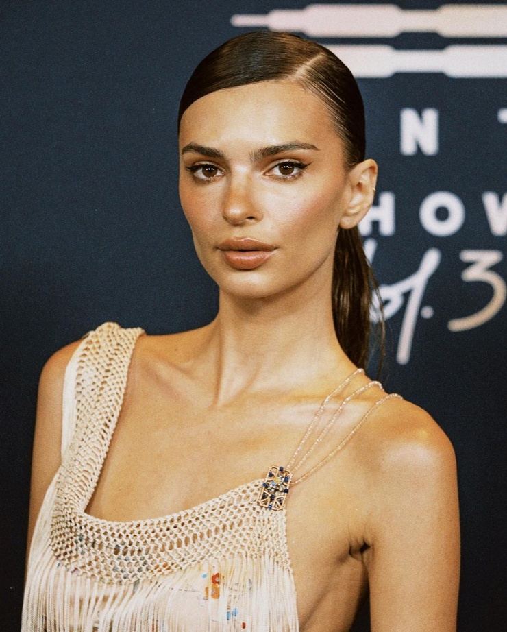 Emily Ratajkowski Emily Ratajkowski