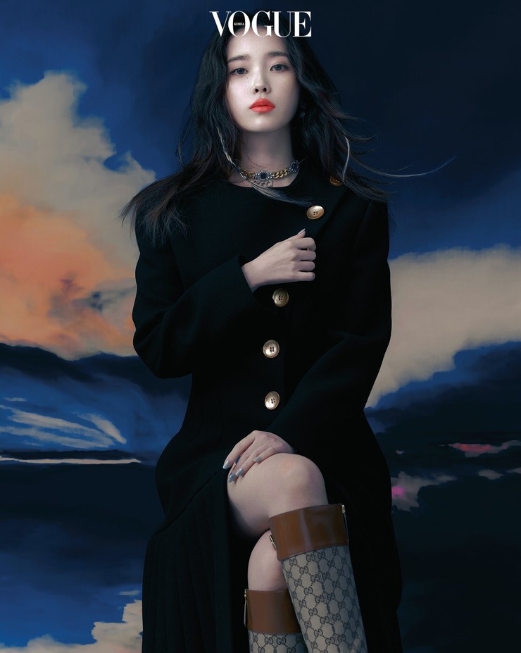 IU