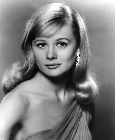 Shirley Knight