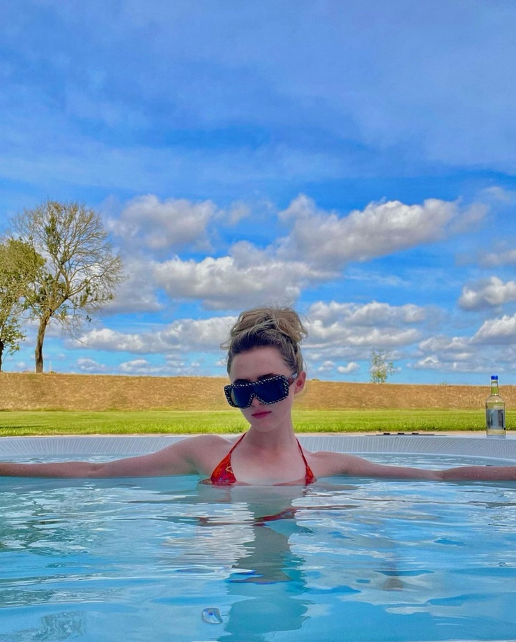 Kathryn Newton Kathryn Newton