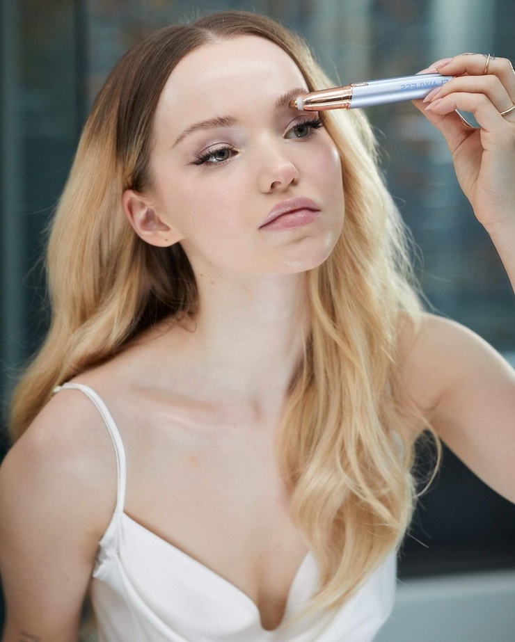 Dove Cameron