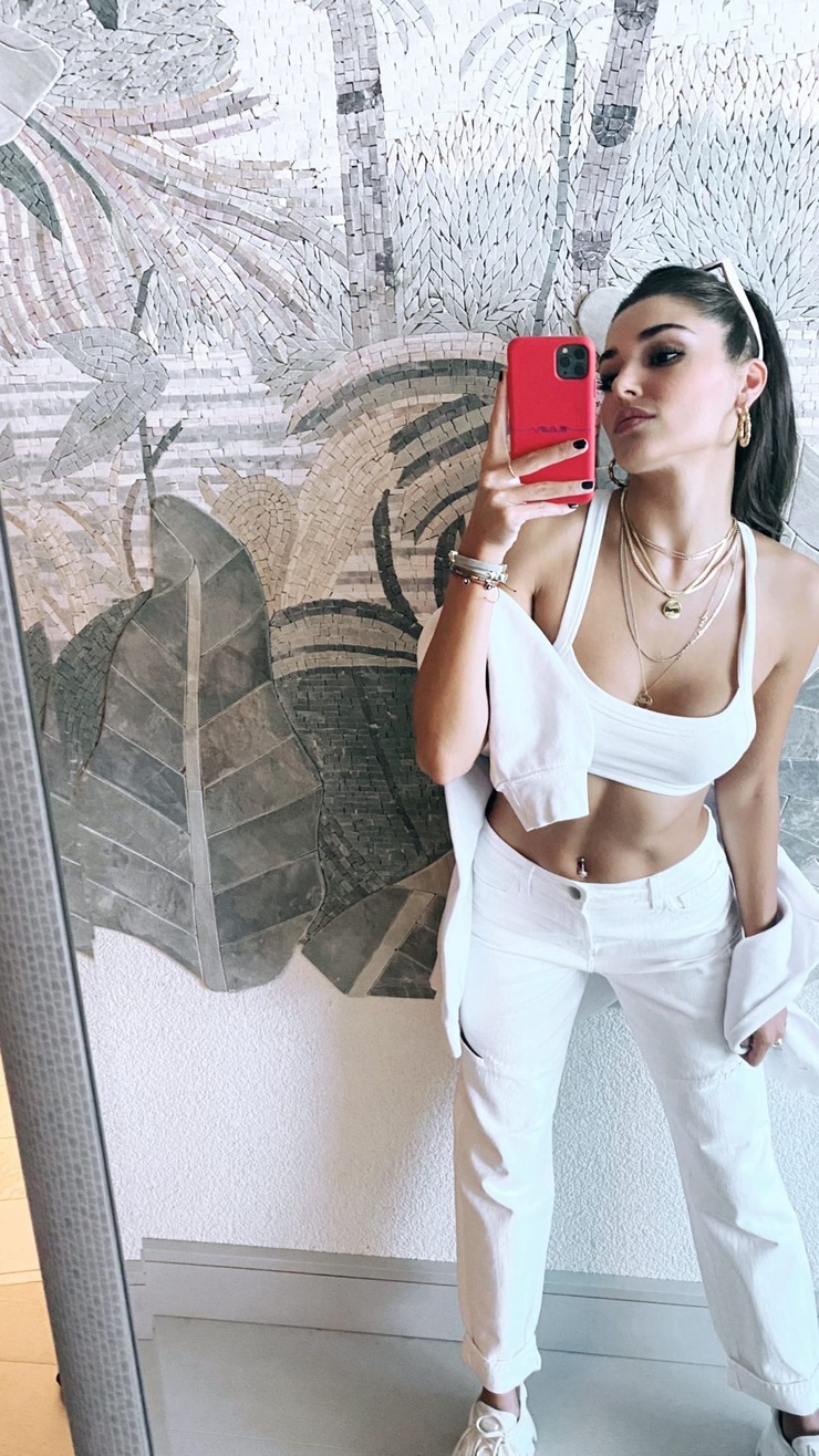 Hande Erçel Hande Erçel