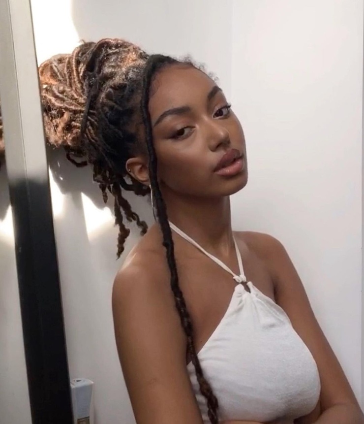 Chandra Scott