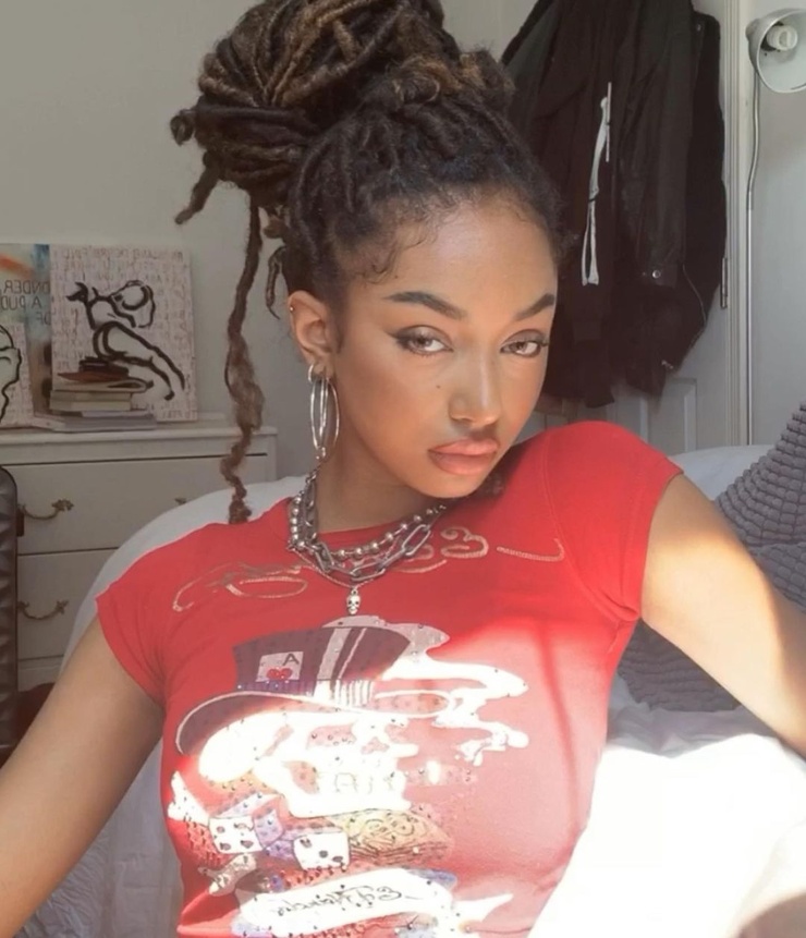 Chandra Scott