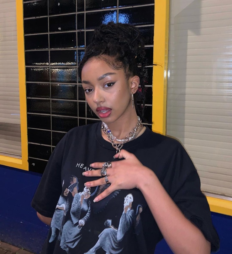 Chandra Scott