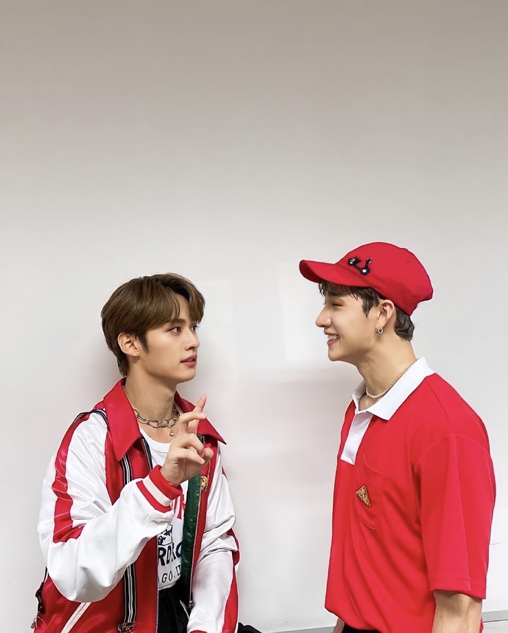 Stray Kids