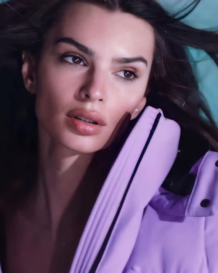 Emily Ratajkowski