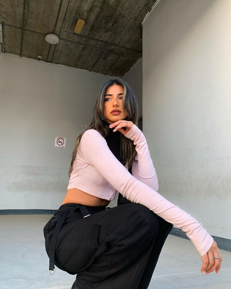 Iffat Marashi