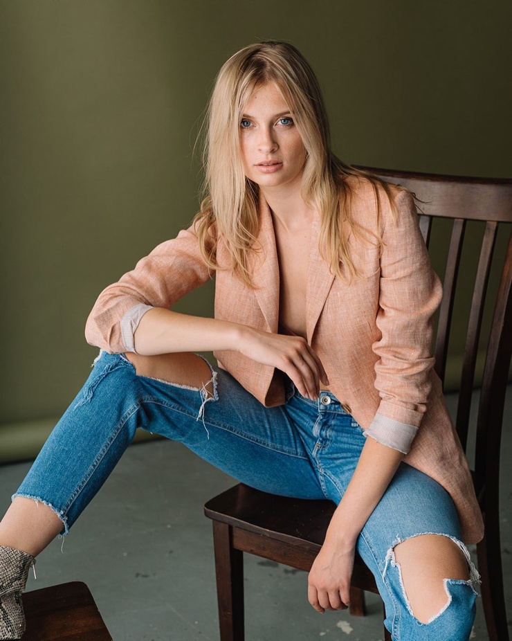 JULIA WILLETTS JULIA WILLETTS