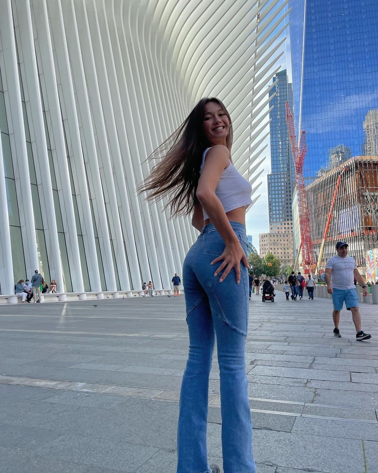 Lily Chee Lily Chee