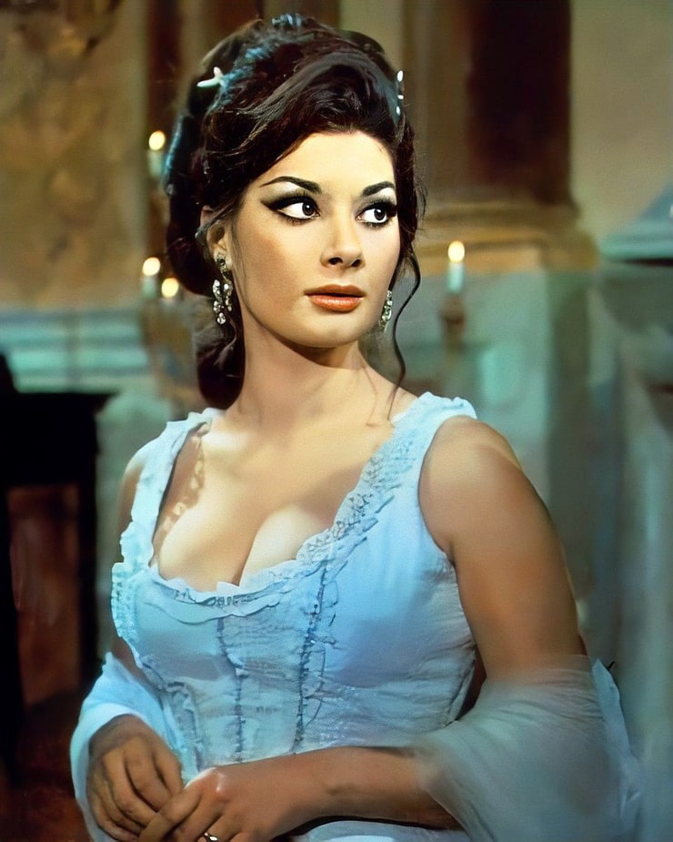 Edwige Fenech